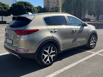 Kia Sportage 2.0 CRDI 4x4 GT-line - 3
