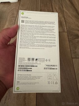 iPhone 16 Pro Max Black 256GB - 3