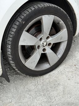Rozpredam Škoda Octavia 3 1.6 TDi 77kw DSG . Kod motora : - 3