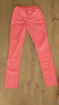 balík oblečenia nohavice, kraťasy veľ 122 134 146 156 - 3