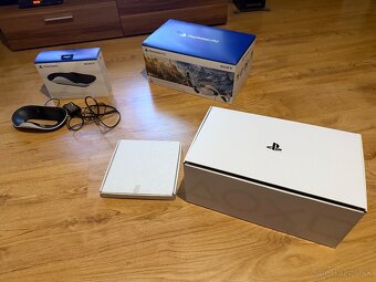 Playstation VR2 + Playstation VR2 Sense - 3