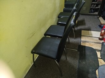 Jedálenské stoličky 4 ks predám. - 3
