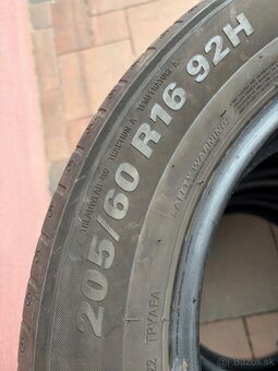 Letné pneu Kumho 205/60/16 - 92H - 3