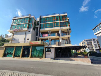 EXKLUZÍVNE Celé poschodie s 6 jednoizbovými apartmánmi - 3