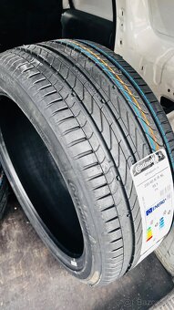 Continental 235/40 R18 ultracontact - 3
