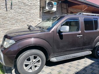 Nissan Pathfinder - 3