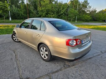 Predám VW Jetta,1.6 benzín, 75 kw - 3
