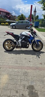 Honda CB1000R - 3