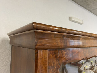 Vitríny ,knihovničky Biedermeier 19storočie - 3