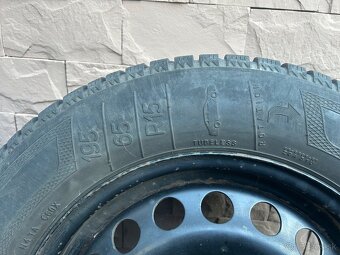 Predám 4 disky so zimnými gumami 195/65 R15 - 3