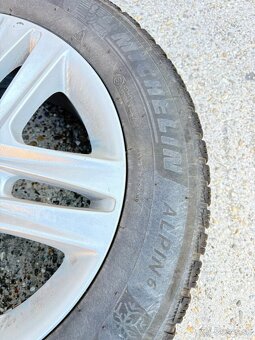 Zimne pneumatiky 205/60 R16 + disky - 3
