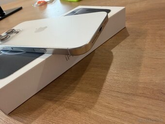 📱 iPhone 16 Pro Max Silver Titanium 256GB - 3