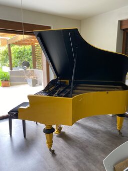 Predám klavir krídlo - 3