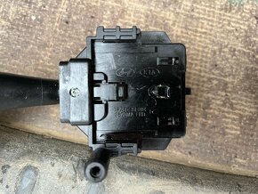 Hyundai i30 07 - 12 packa vypinac svetiel stieračov opierka - 3