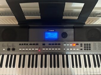 Wamaha PSR  E443 - 3