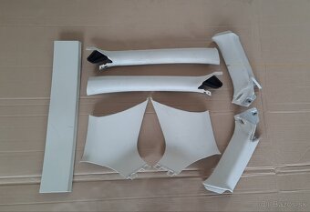 rozpredám interiér Passat B8 - 3