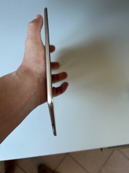 iPad Mini 4 - 3
