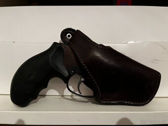 Predám Smith&Wesson model 36, kal. 38 sp. - 3