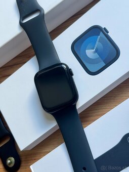 Apple Watch 9 45mm + záruka - 3