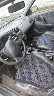 Nissan primera p11 2.0 - 3