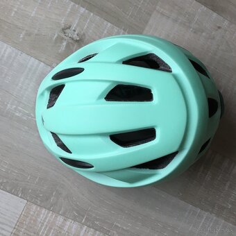 Cyklistická prilba Specialized 46-51 - 3