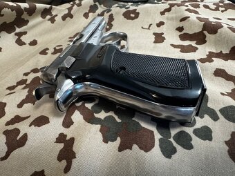 CZ 83 9mm Browning - 3
