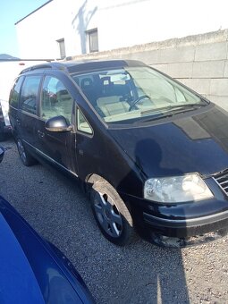 Volkswagen Sharan - 3