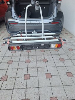 Nosic na tazne - 3