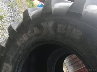 Kombajn pneumatiky 900/60R32 Michelin X-BIB - 3