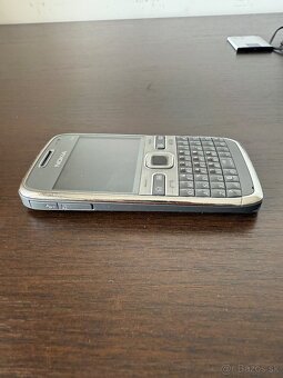 Nokia E72 - 3