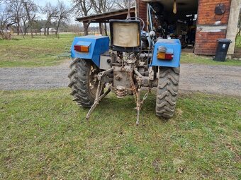 Traktor Zetor 25 - 3