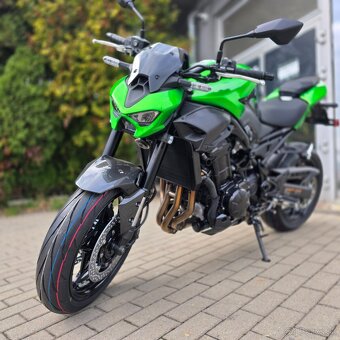 Kawasaki Z900 2026 zelená - 3