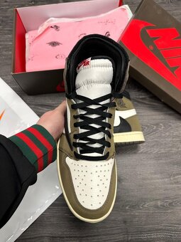 Nike x Travis Scott Air Jordan 1 leather tenisky - 3