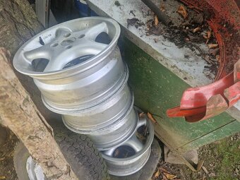 Predám hlinikové disky R15" v originálnom stave, nestriekan - 3