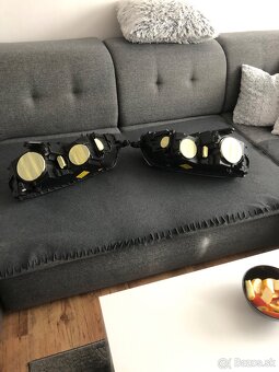 Skoda Octavia iii predne xenonove svetla - 3