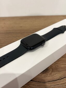 Apple watch series 7 - 3