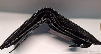 Peňaženka - 3