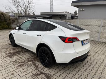 Tesla Model Y Long Range Dual Motor - 3