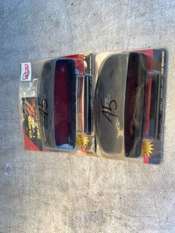 Tretie brzdové svetlo - 3