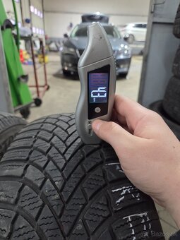 Predám 215/65 r17 Zimné pneumatiky 2ks - 3