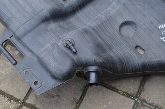 Palivová nádrž Renault Laguna2 - 3