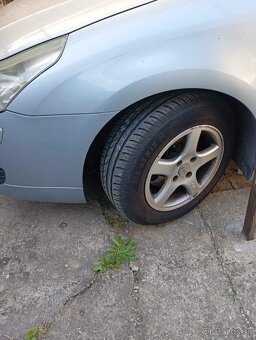 Predám Citroen C4 1.6 hdi - 3