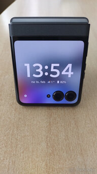 Motorola razr 50 - 3