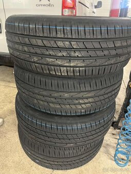 Hankook ventus s1 evo2 R18 235/60 - 3