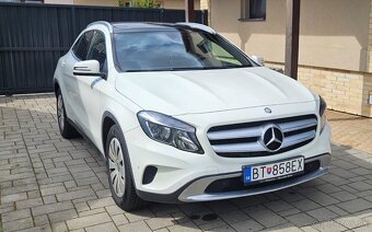 Mercedes-Benz GLA 200 d 4MATIC A/T - 3