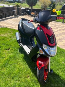 Skúter Kymco 80cc - 3