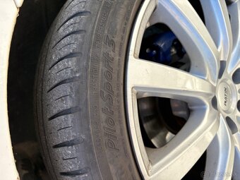 Elektróny+Pneu 235/40 R18 - 3