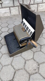 Hohner akordeón - 3