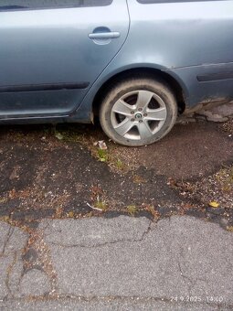 Predám na náhradné diely len v celku - 3