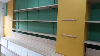 Regálový systém a police na stenu - 3